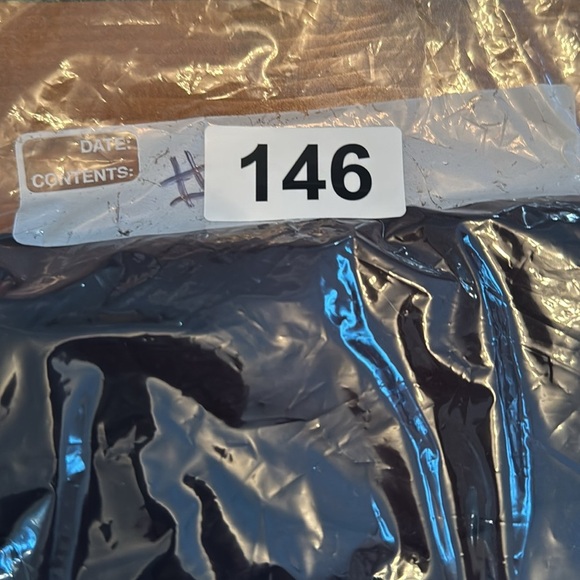 American Eagle Outfitters Black Short Sleeve Tee womens medium v neck - Picture 11 of 11